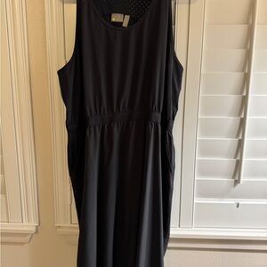 Elegant Black Sleeveless Dress